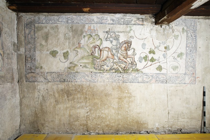 Auf dem Bild sind Wandmalereien aus einem Zuger Altstadthaus aus dem 16. Jahrhundert zu sehen, die bei Sanierungsarbeiten überraschend zum Vorschein gekommen sind.